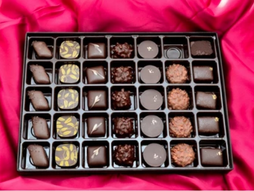 1000 Gr El Yapımı Renkli Çikolata Antalya pasta