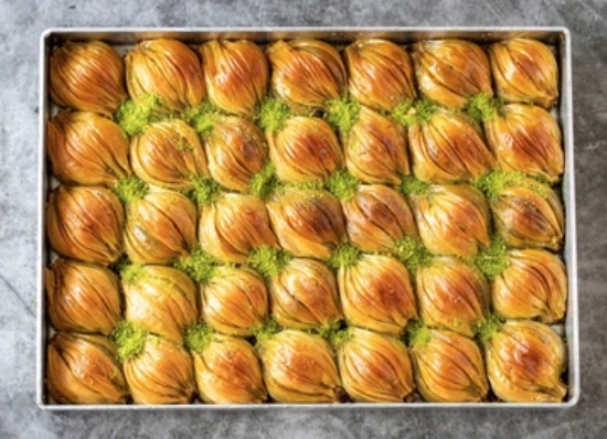 Modern Pratik Yeme 2500 Gr Midye Baklava Antalya pasta